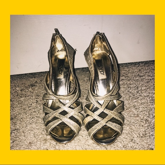 GOLD RVSP HIGH HEELS - Picture 2 of 2